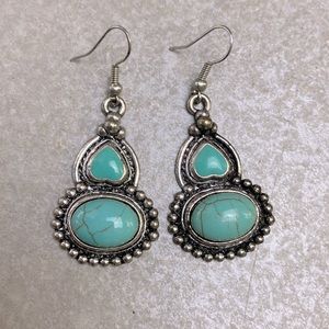Dangle pierced earrings turquoise color stone silver tone boho vintage style